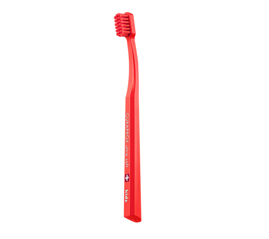 Набор зубных щеток Curaprox Kids 5500 Ultra Soft (3 шт.), (оранжевая, красная, зеленая)